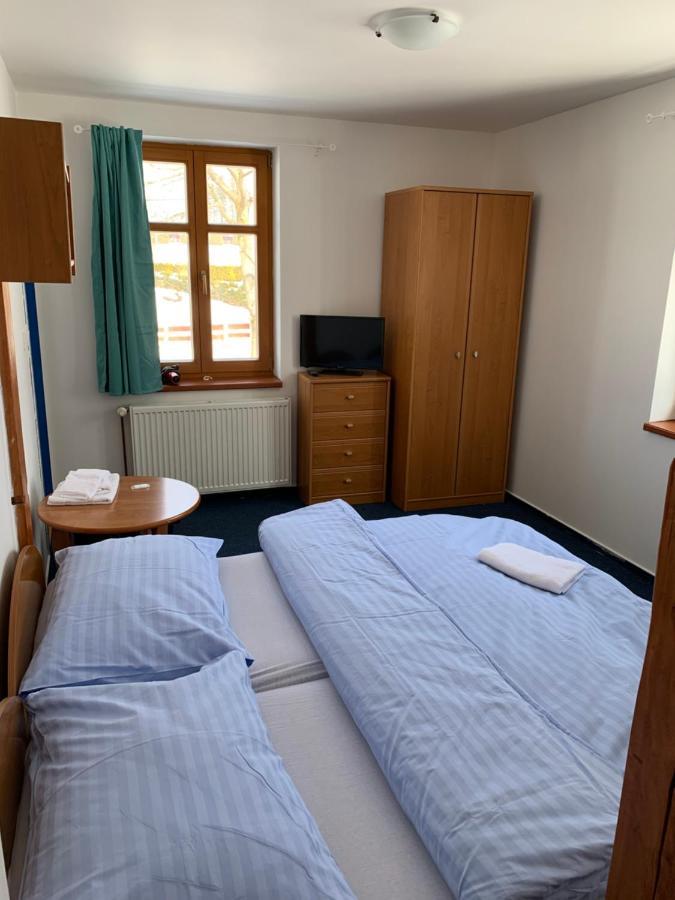Hotel Franz Рейвіз Екстер'єр фото