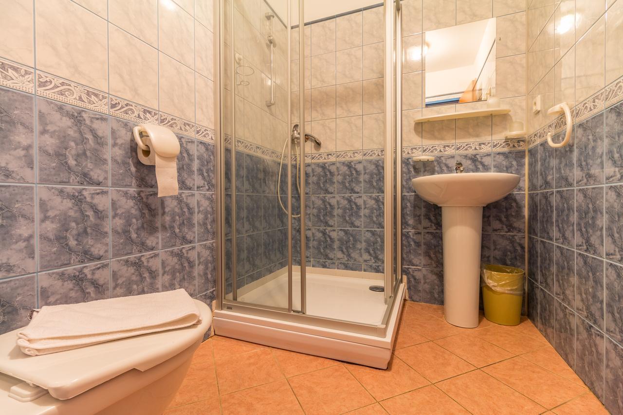 Hotel Franz Рейвіз Екстер'єр фото
