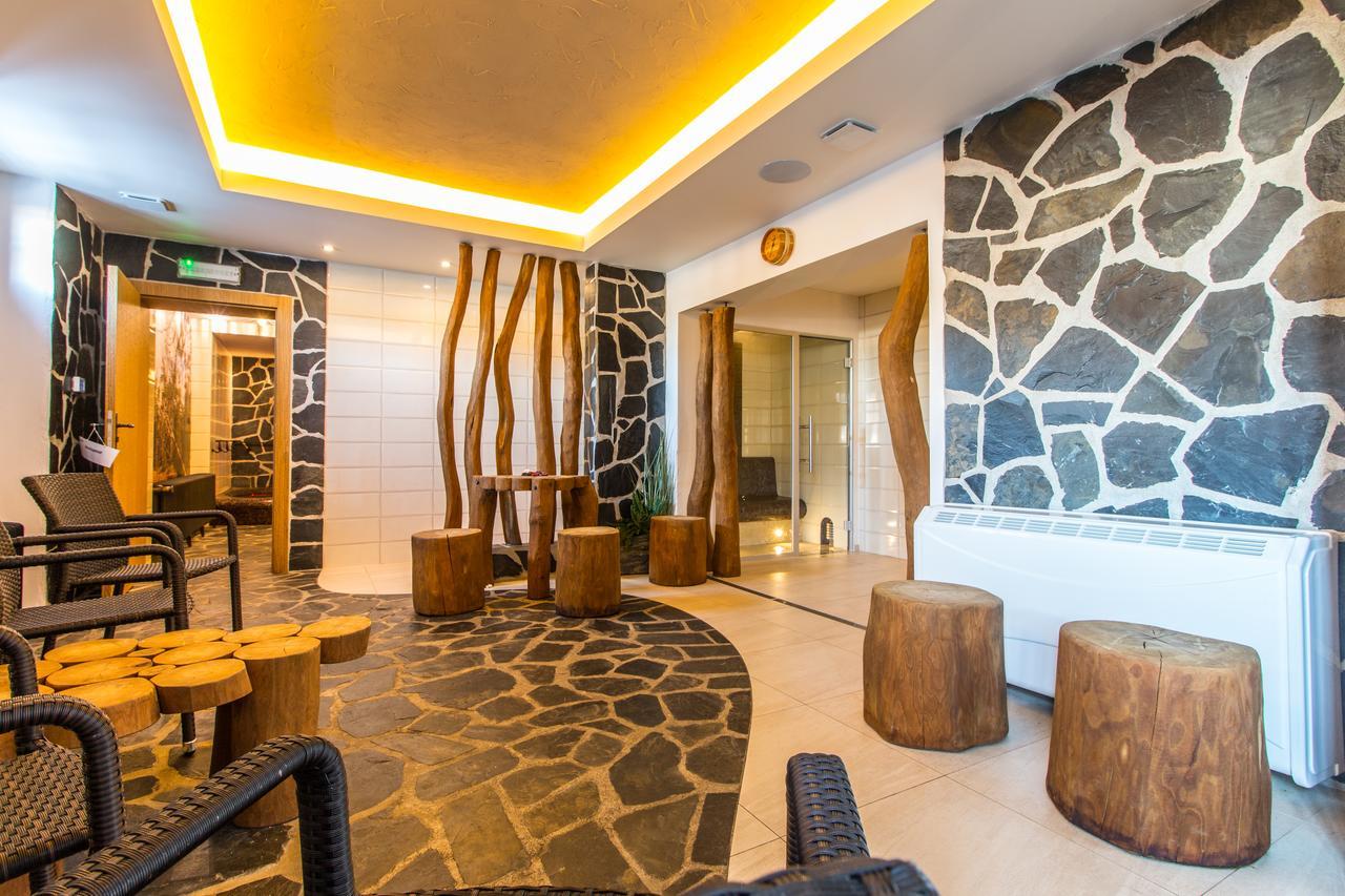Hotel Franz Рейвіз Екстер'єр фото